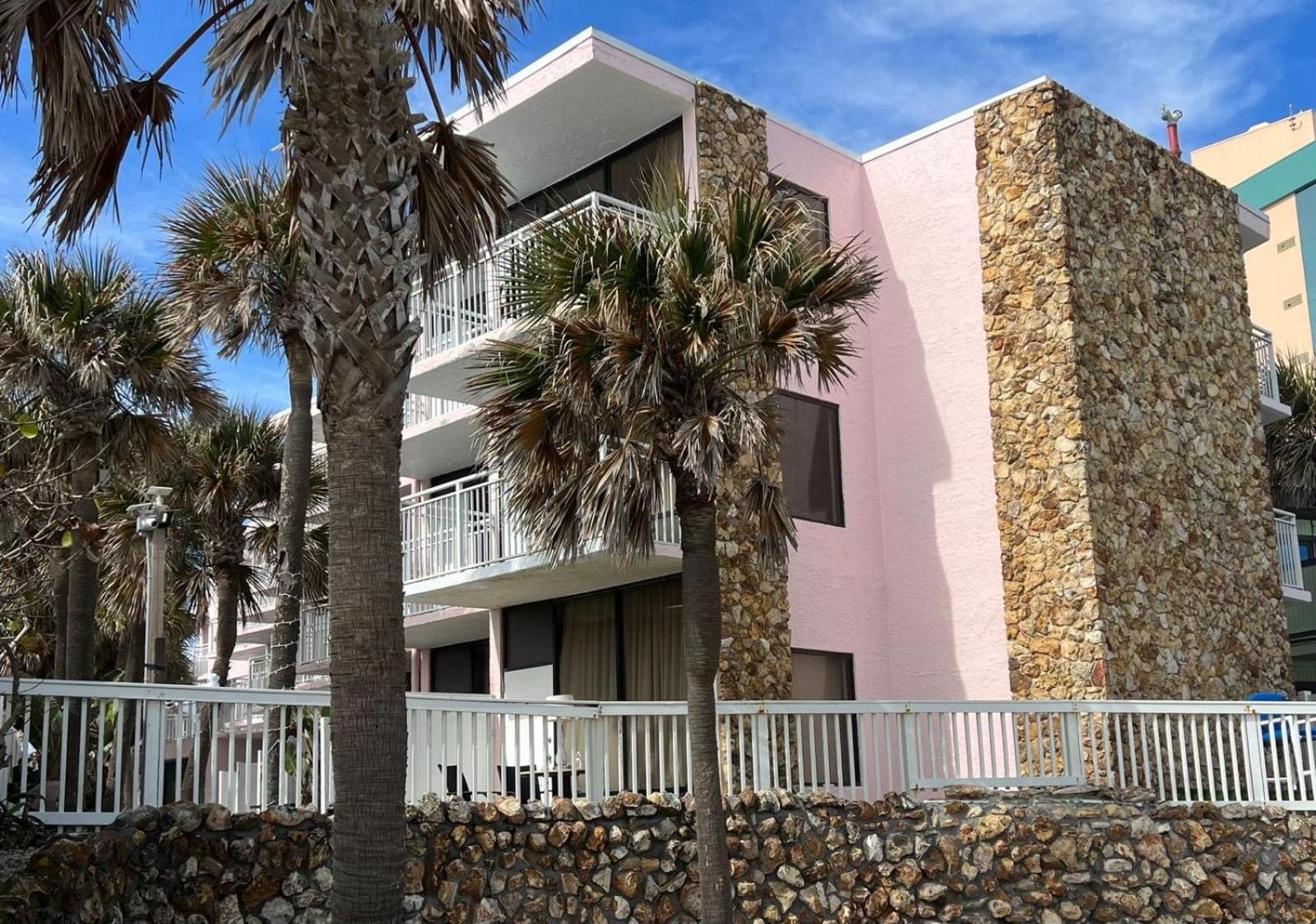 Flamingo Inn Beachfront - Daytona Beach Exteriör bild