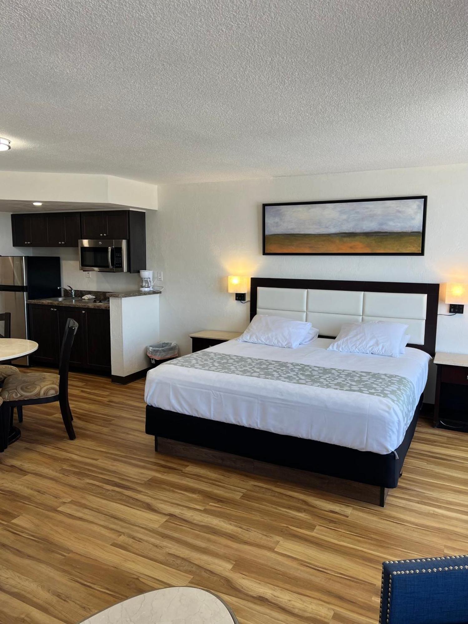 Flamingo Inn Beachfront - Daytona Beach Exteriör bild