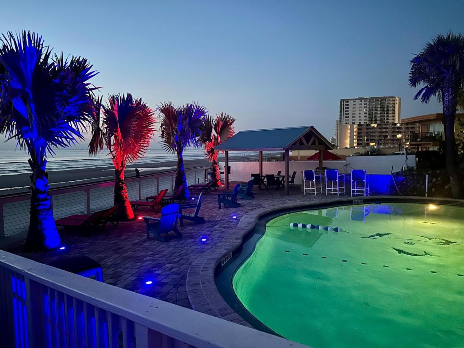 Flamingo Inn Beachfront - Daytona Beach Exteriör bild