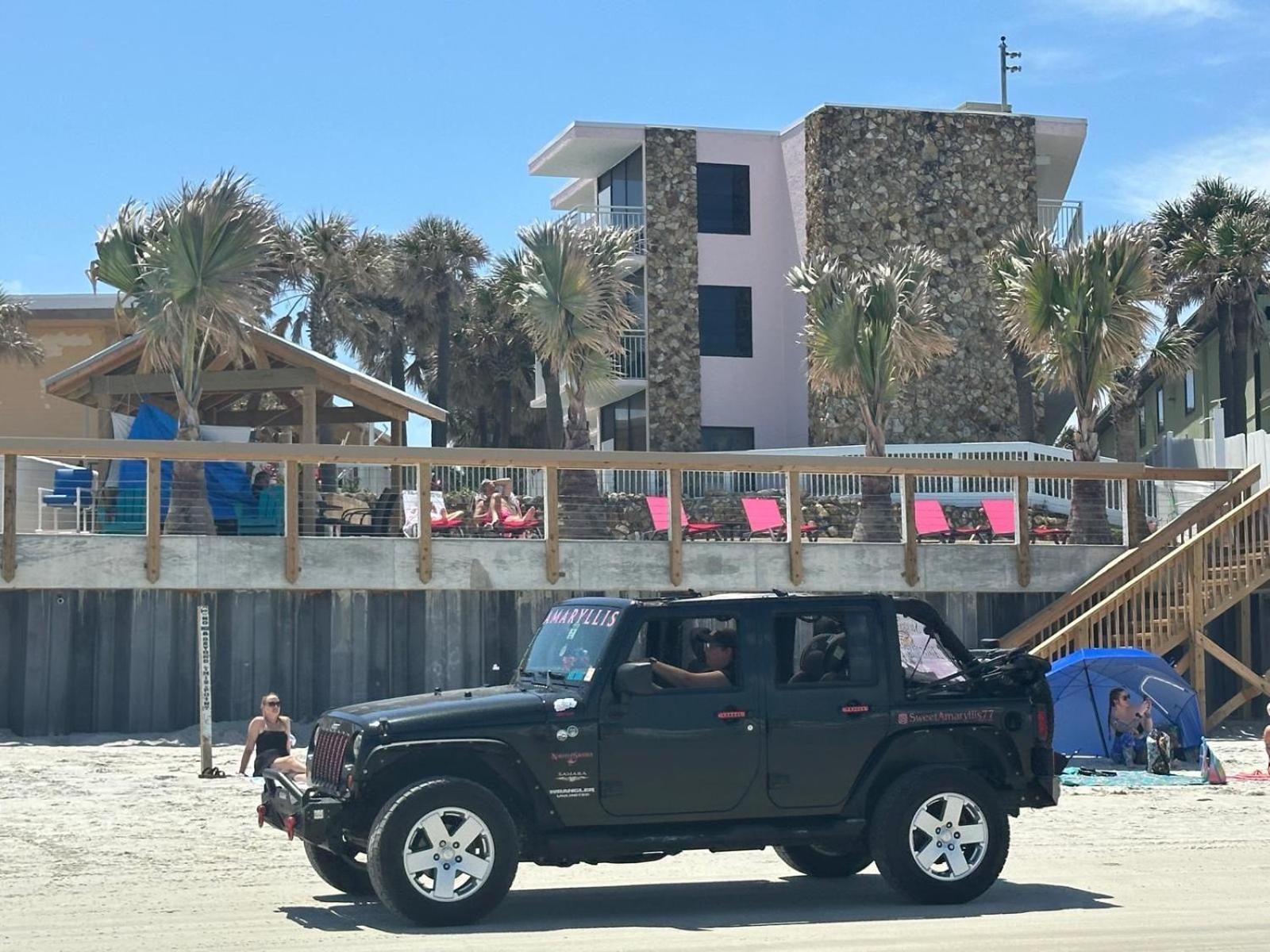 Flamingo Inn Beachfront - Daytona Beach Exteriör bild